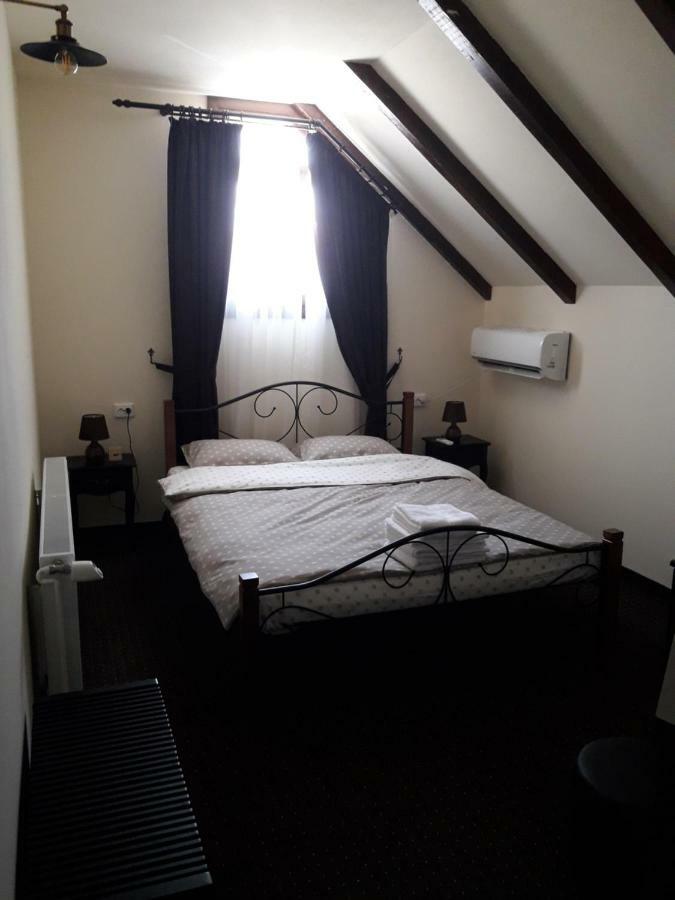 Oravitza Inn Oravita Zewnętrze zdjęcie